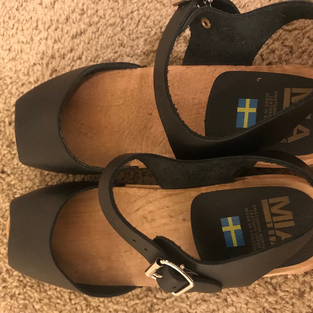 MIA Clogs
